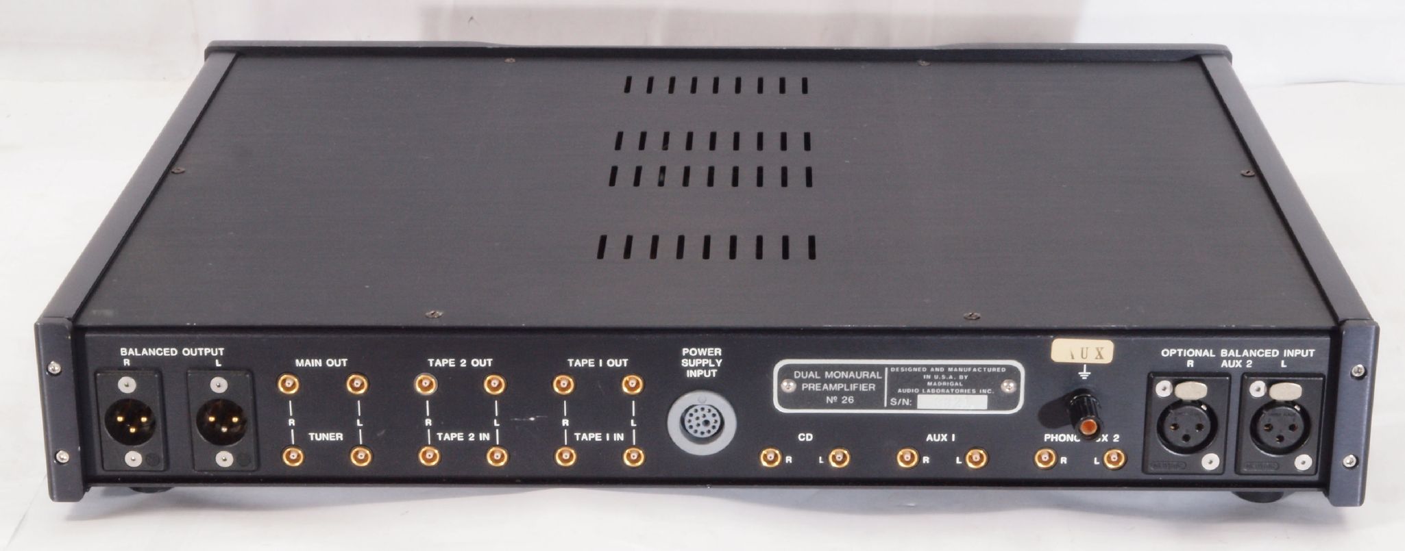 アンプ Mark Levinson No.26L balance Mark Levinson No.26 Vintage Analog Preamp With Balanced Card